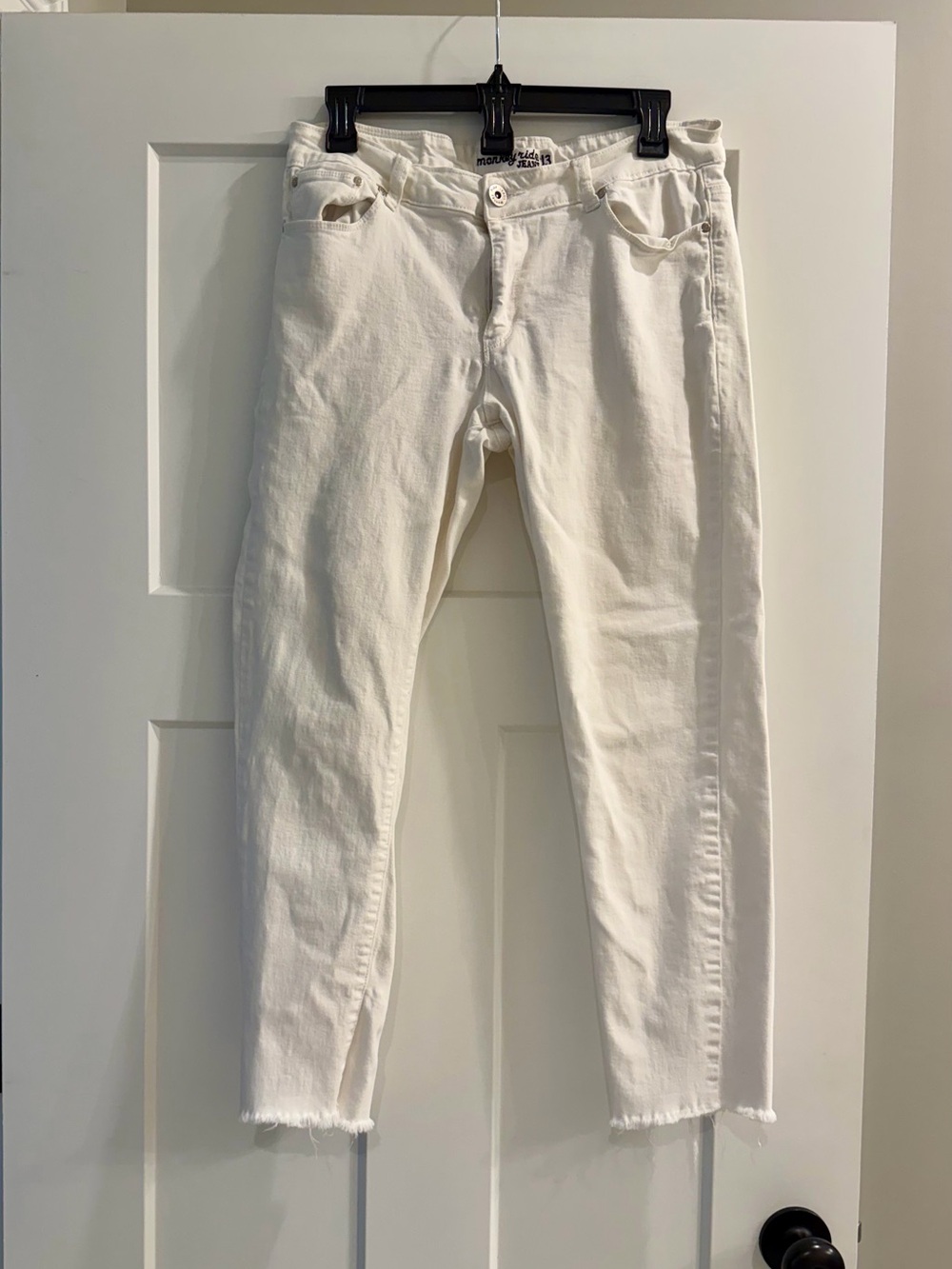 Monkey Ride Jeans White Capris Size 13 super stretch & comfy!